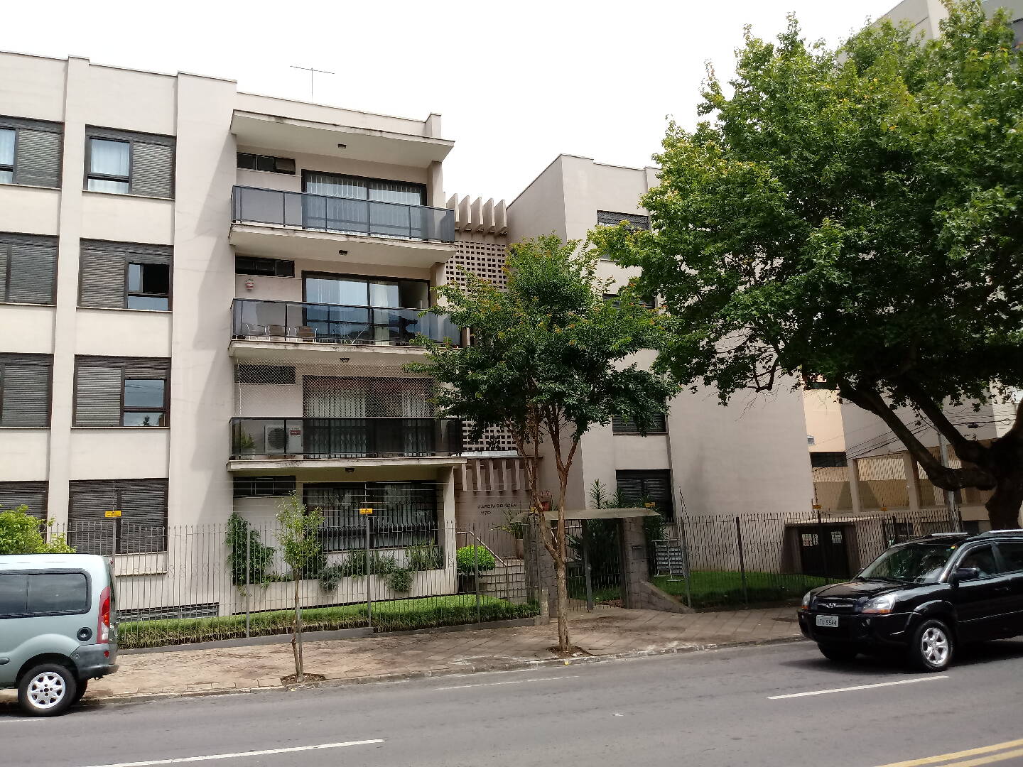 #apt0031 - Apartamento para Venda em Caxias do Sul - RS