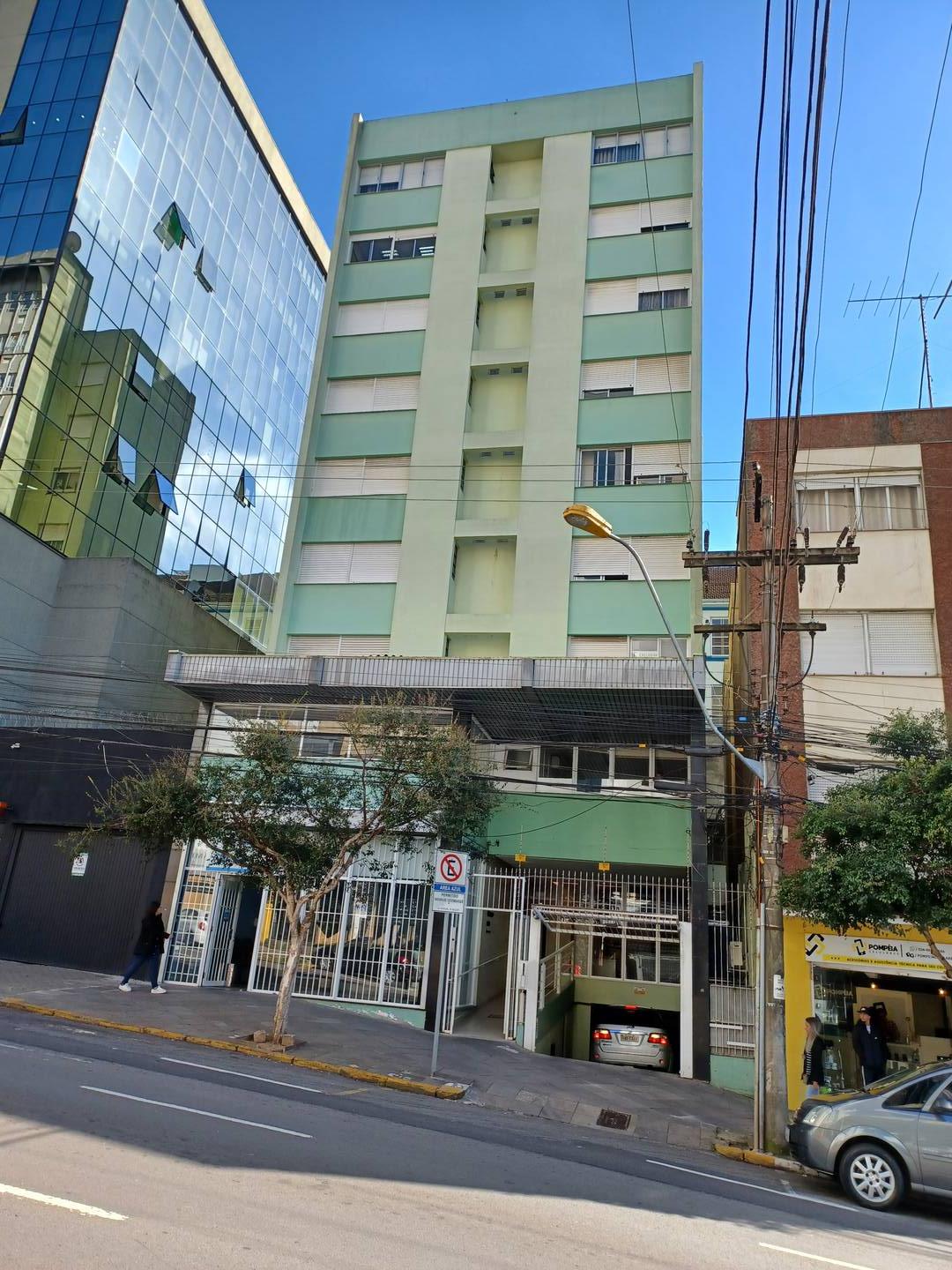 #apt0098 - Apartamento para Venda em Caxias do Sul - RS