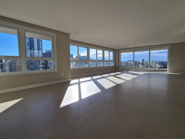 #apt0100 - Apartamento para Venda em Caxias do Sul - RS