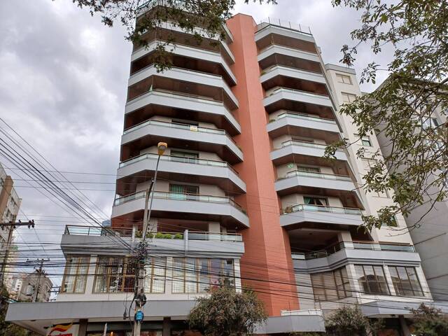 Apartamento na planta à venda no Residencial La Bernardi - Monte