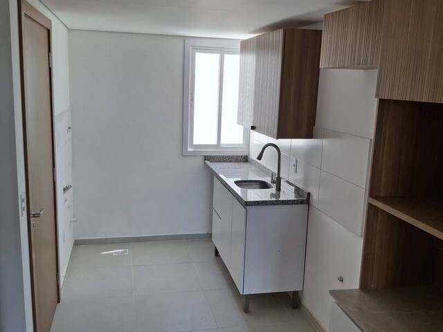 #apt0244 - Apartamento para Venda em Caxias do Sul - RS