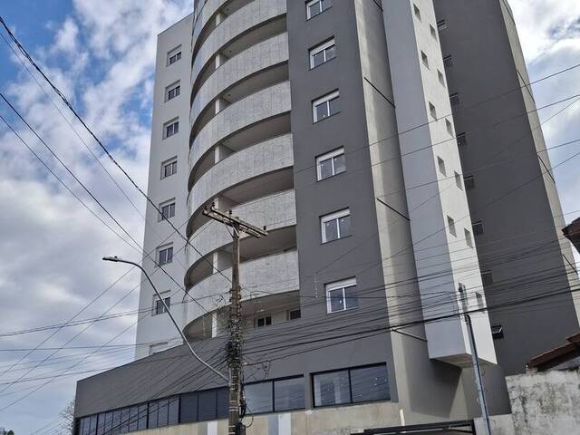 #apt0120 - Apartamento para Venda em Caxias do Sul - RS
